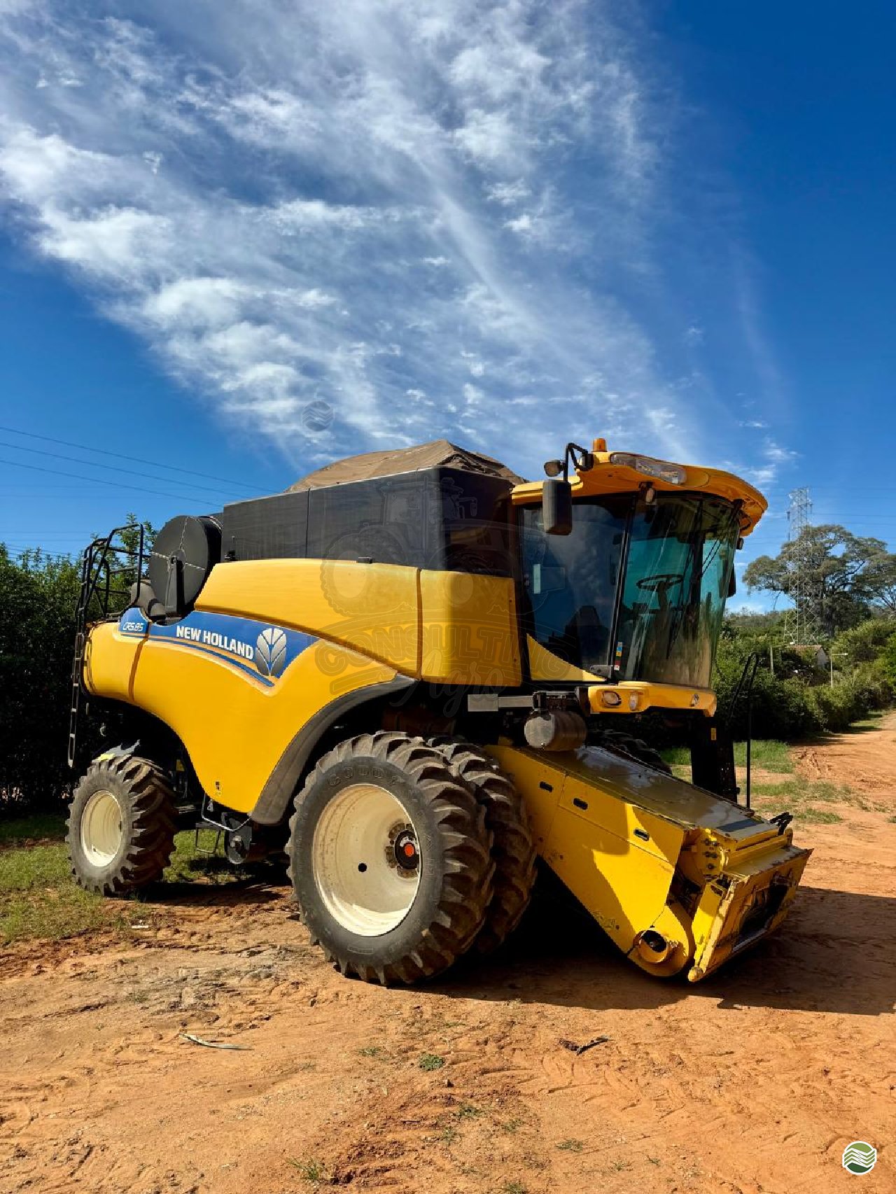 COLHEITADEIRA NEW HOLLAND CR 5.85 Consulting Agro ITUVERAVA SÃO PAULO SP